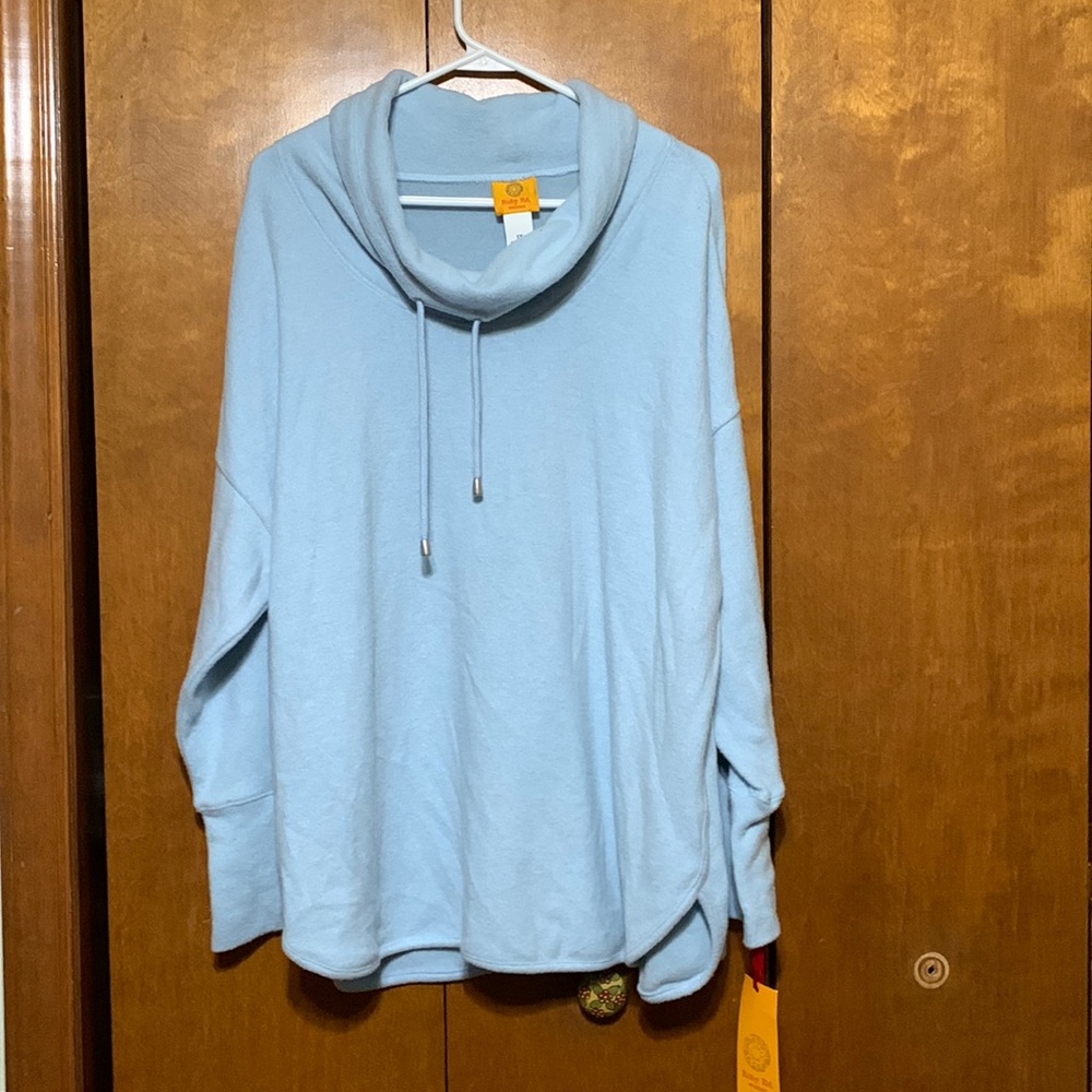 RUBY RD. WOMAN -Blue ,large neck line , fuzzy pullover. 🆕
